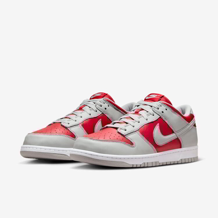 Men's Nike Dunk Low 'Ultraman' Shoes
