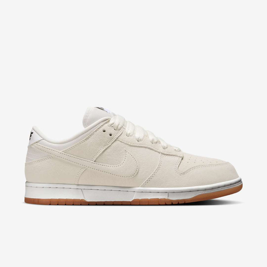 Men's Nike SB Dunk Low 'Pale Ivory' Shoes